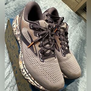 Brooks Women's Ghost 14